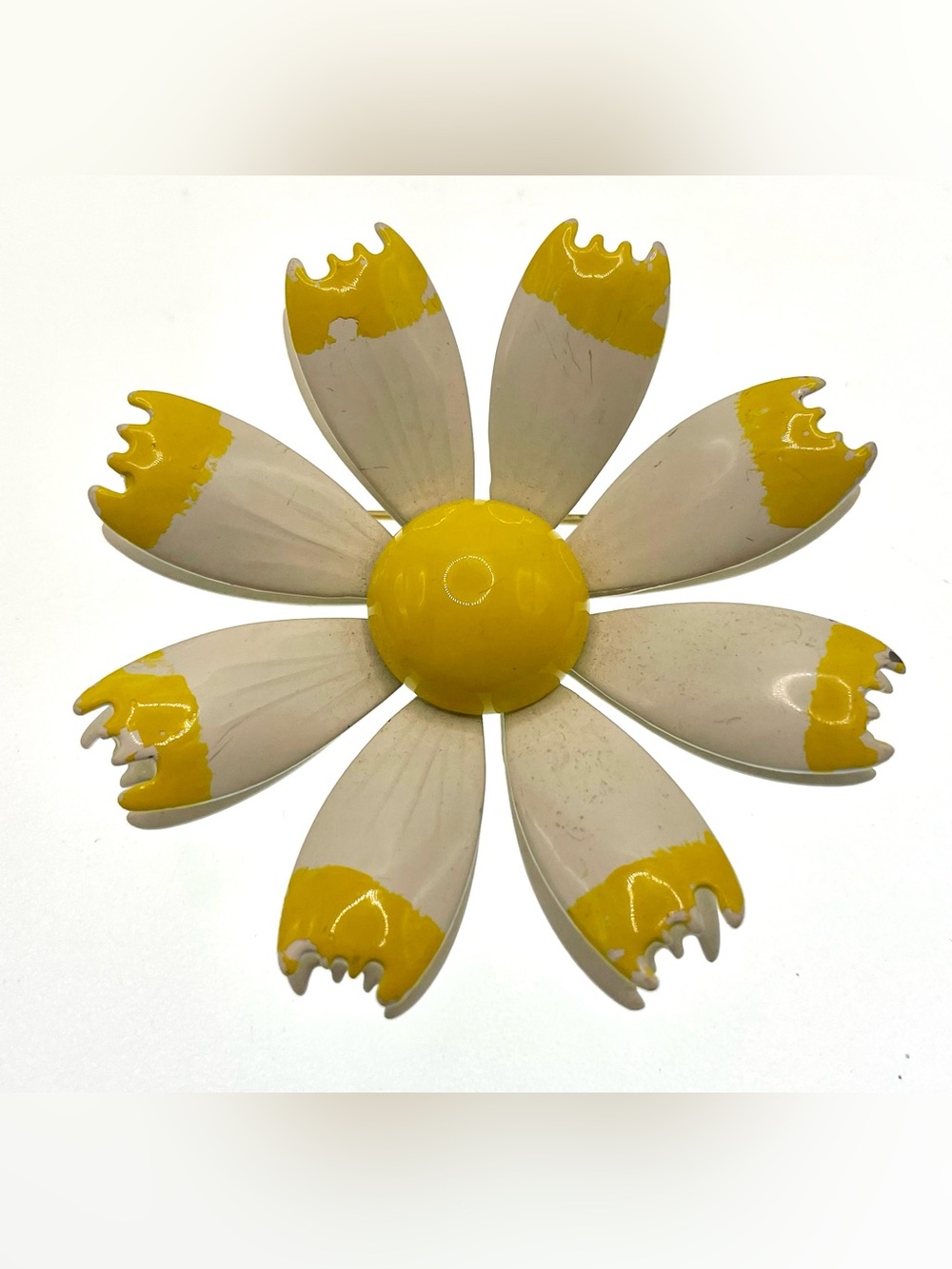 Vintage 1960s Enamel Daisy Flower Brooch Double Layer Petals 2.5”